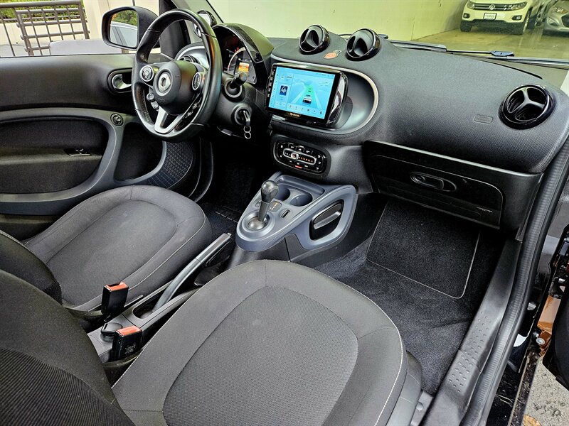2016 Smart fortwo passion - Photo 13 - Hillsboro, OR 97124