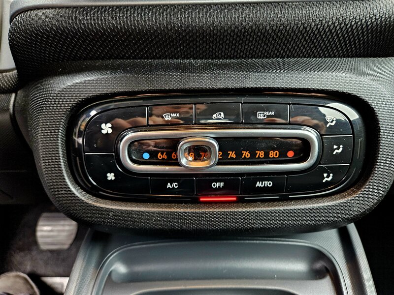 2016 Smart fortwo passion - Photo 25 - Hillsboro, OR 97124