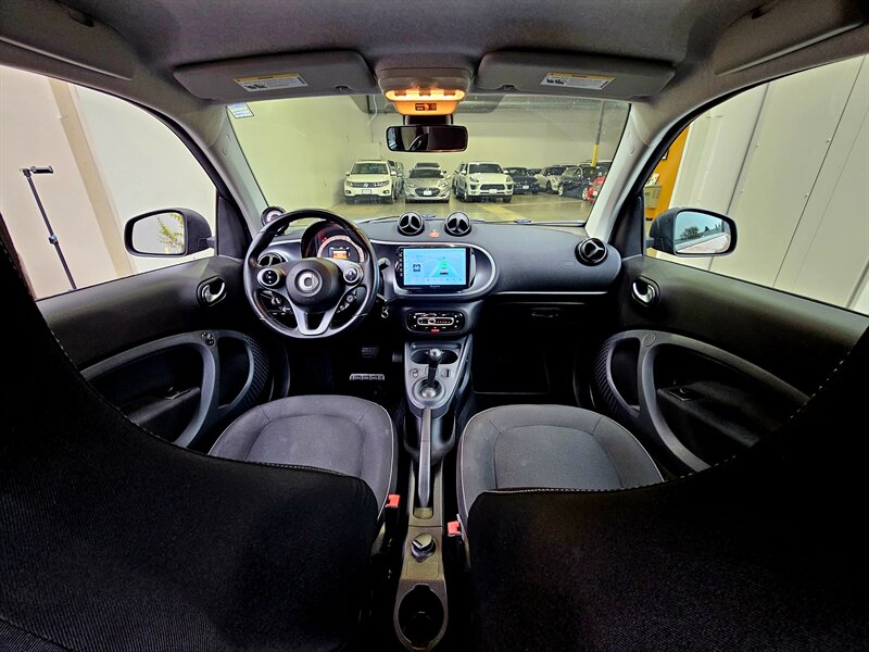 2016 Smart fortwo passion - Photo 17 - Hillsboro, OR 97124