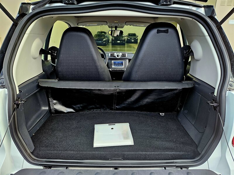 2015 Smart fortwo passion   - Photo 25 - Hillsboro, OR 97124