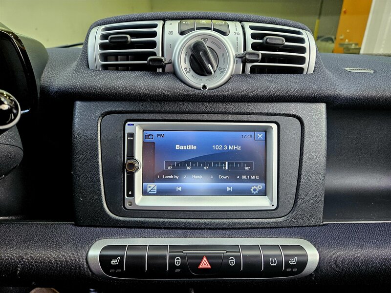 2015 Smart fortwo passion   - Photo 21 - Hillsboro, OR 97124