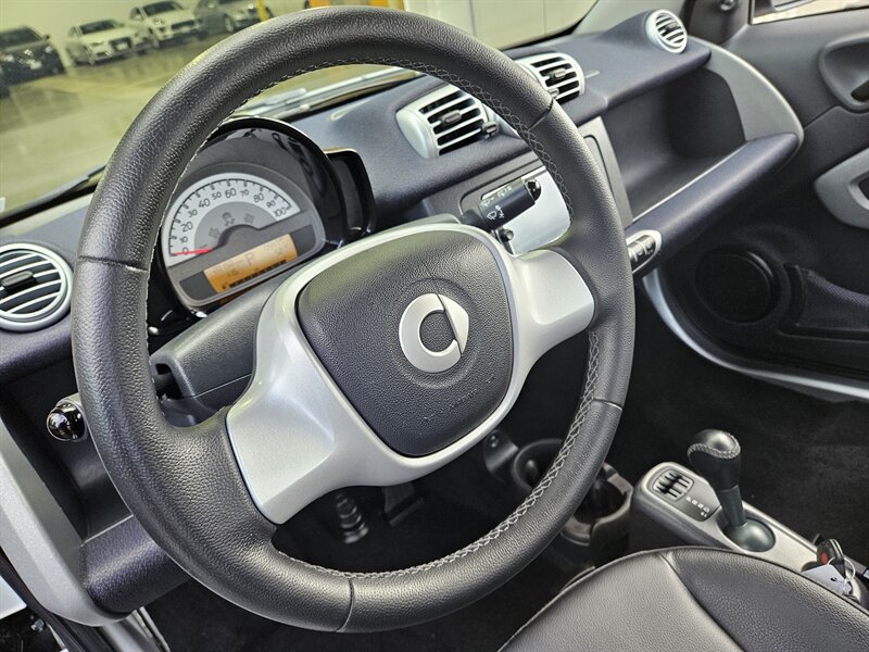 2015 Smart fortwo passion   - Photo 18 - Hillsboro, OR 97124