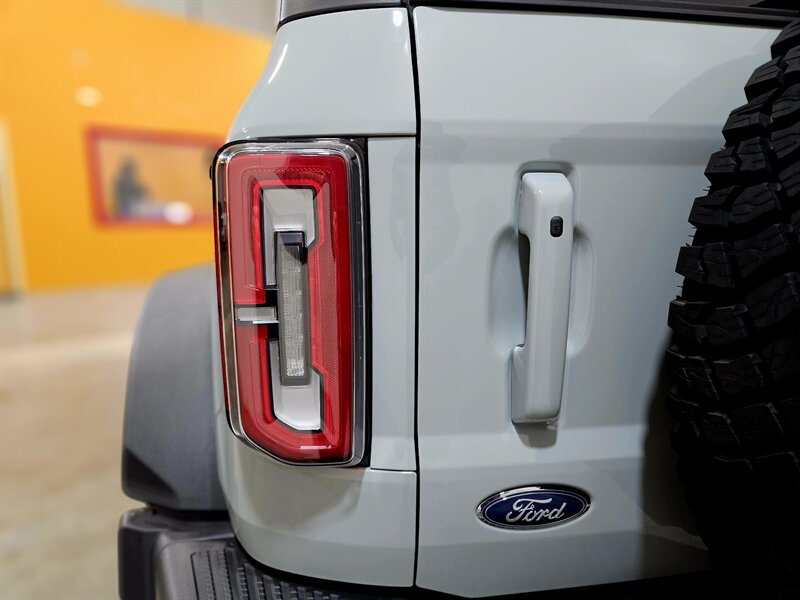 2021 Ford Bronco First Edition Advanced   - Photo 19 - Hillsboro, OR 97124