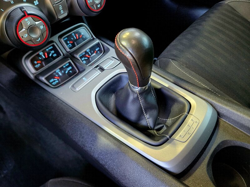 2014 Chevrolet Camaro LS - Photo 24 - Hillsboro, OR 97124