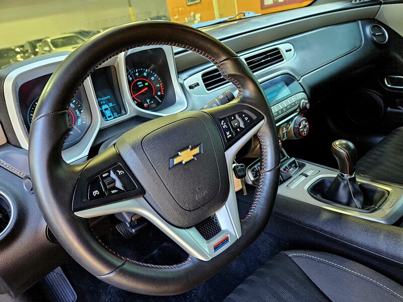 2014 Chevrolet Camaro LS - Photo 18 - Hillsboro, OR 97124