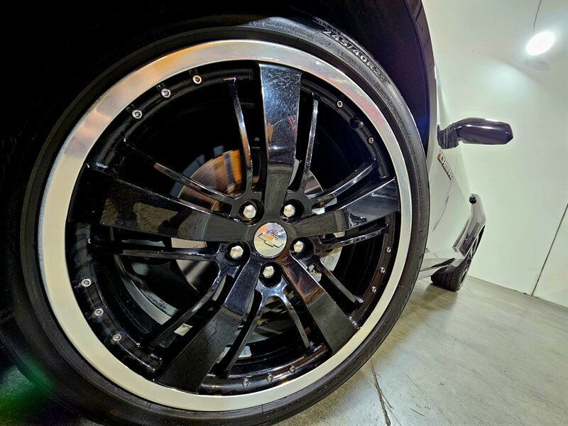 2014 Chevrolet Camaro LS - Photo 11 - Hillsboro, OR 97124