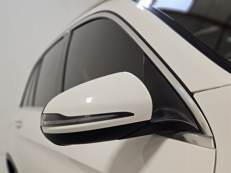 2021 Mercedes-Benz GLC GLC 300 4MATIC   - Photo 14 - Hillsboro, OR 97124