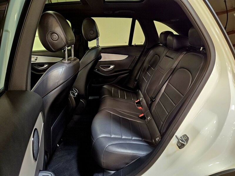 2021 Mercedes-Benz GLC GLC 300 4MATIC   - Photo 47 - Hillsboro, OR 97124