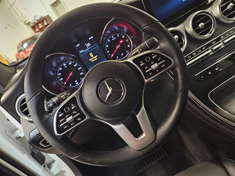 2021 Mercedes-Benz GLC GLC 300 4MATIC   - Photo 29 - Hillsboro, OR 97124