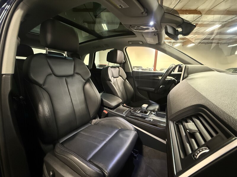 2019 Audi Q5 quattro Premium Plus 45 T   - Photo 16 - Hillsboro, OR 97124