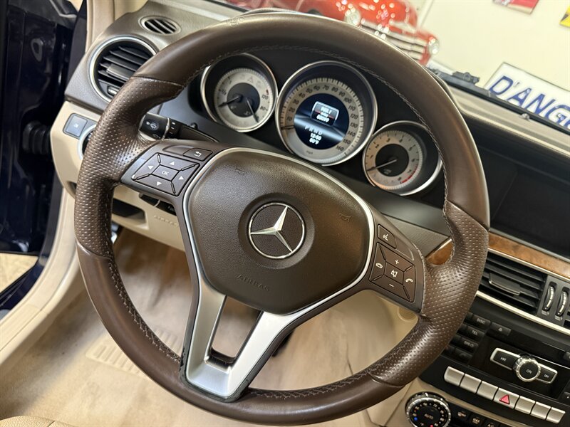 2013 Mercedes-Benz C 250 Sport - Photo 19 - Hillsboro, OR 97124