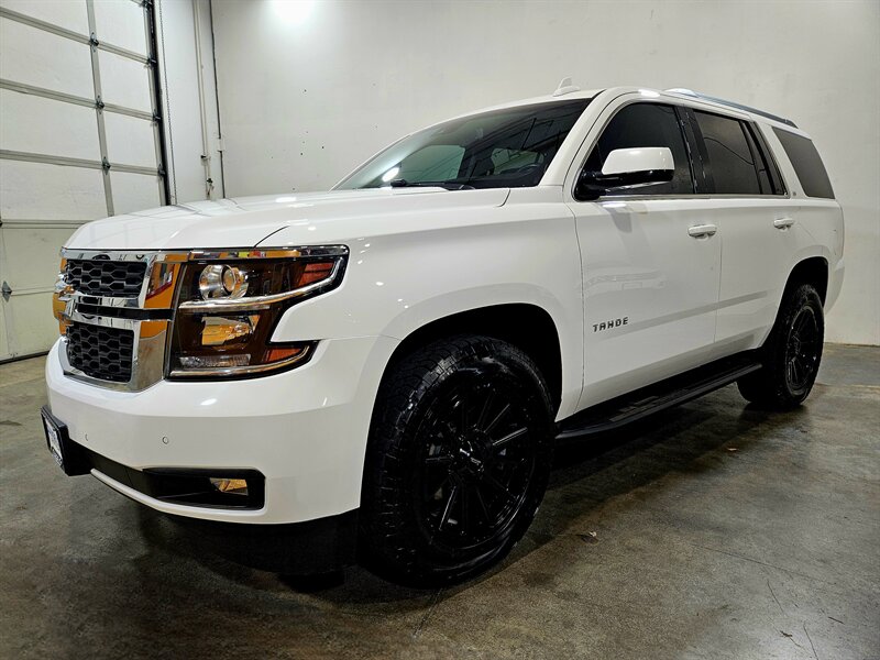 2019 Chevrolet Tahoe LT   - Photo 9 - Hillsboro, OR 97124
