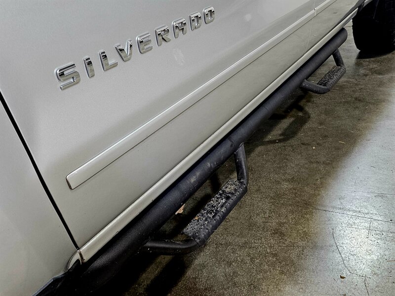 2017 Chevrolet Silverado 1500 LT Z71 - Photo 15 - Hillsboro, OR 97124