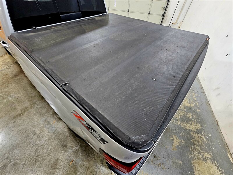 2017 Chevrolet Silverado 1500 LT Z71 - Photo 16 - Hillsboro, OR 97124