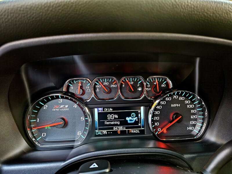 2017 Chevrolet Silverado 1500 LT Z71 - Photo 29 - Hillsboro, OR 97124