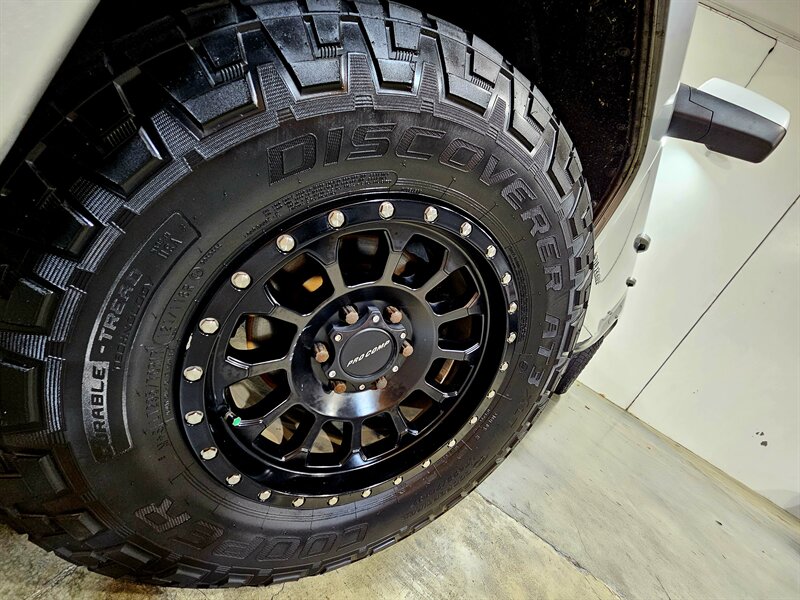 2017 Chevrolet Silverado 1500 LT Z71 - Photo 18 - Hillsboro, OR 97124