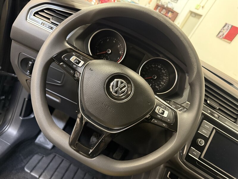 2020 Volkswagen Tiguan S - Photo 20 - Hillsboro, OR 97124