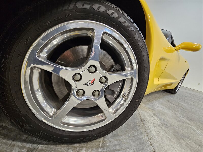 2001 Chevrolet Corvette Manual Transmission   - Photo 11 - Hillsboro, OR 97124