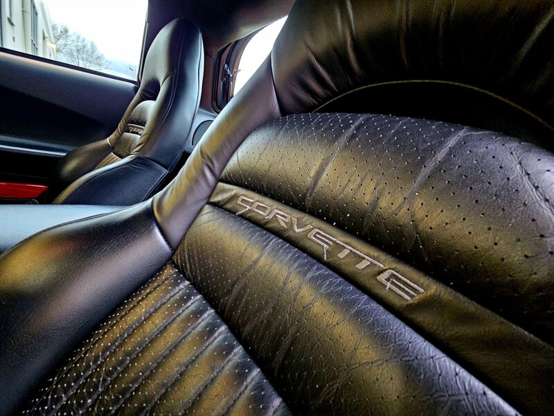 2001 Chevrolet Corvette Manual Transmission   - Photo 27 - Hillsboro, OR 97124