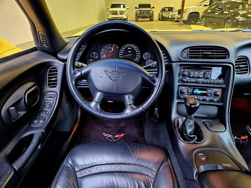 2001 Chevrolet Corvette Manual Transmission   - Photo 15 - Hillsboro, OR 97124