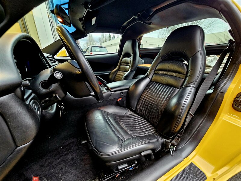 2001 Chevrolet Corvette Manual Transmission   - Photo 26 - Hillsboro, OR 97124