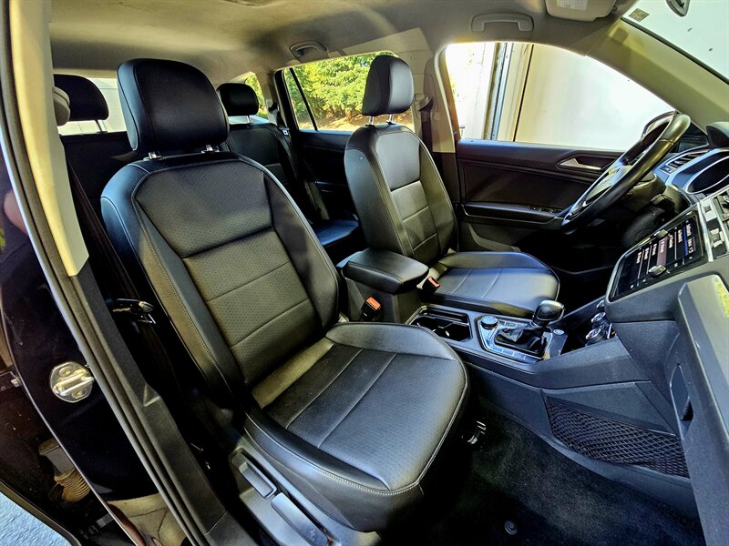 2018 Volkswagen Tiguan 2.0T SE 4Motion - Photo 13 - Hillsboro, OR 97124