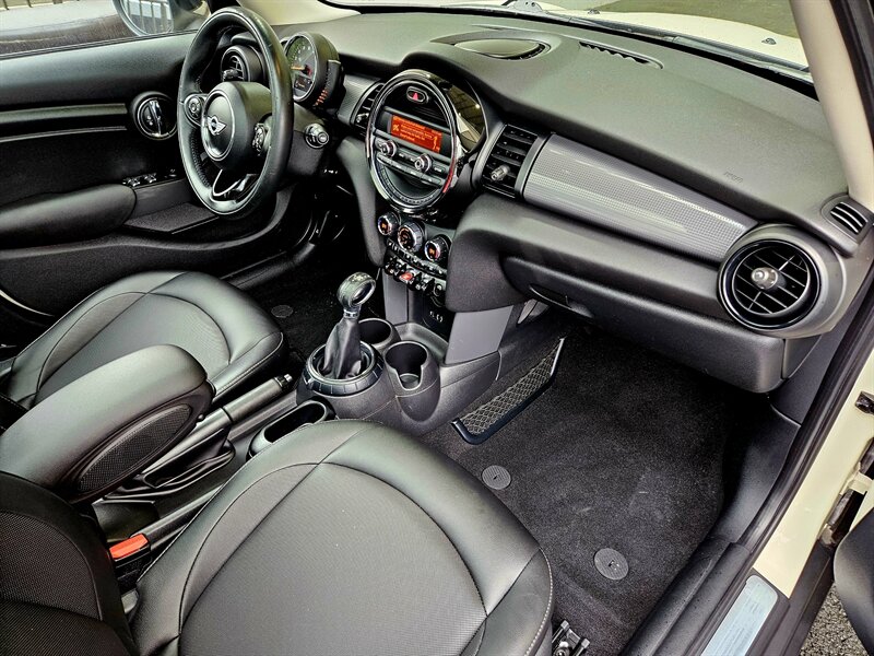 2016 MINI Hardtop 4 Door Cooper   - Photo 21 - Hillsboro, OR 97124