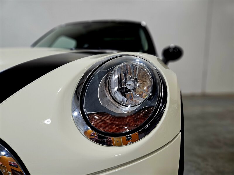 2016 MINI Hardtop 4 Door Cooper   - Photo 14 - Hillsboro, OR 97124
