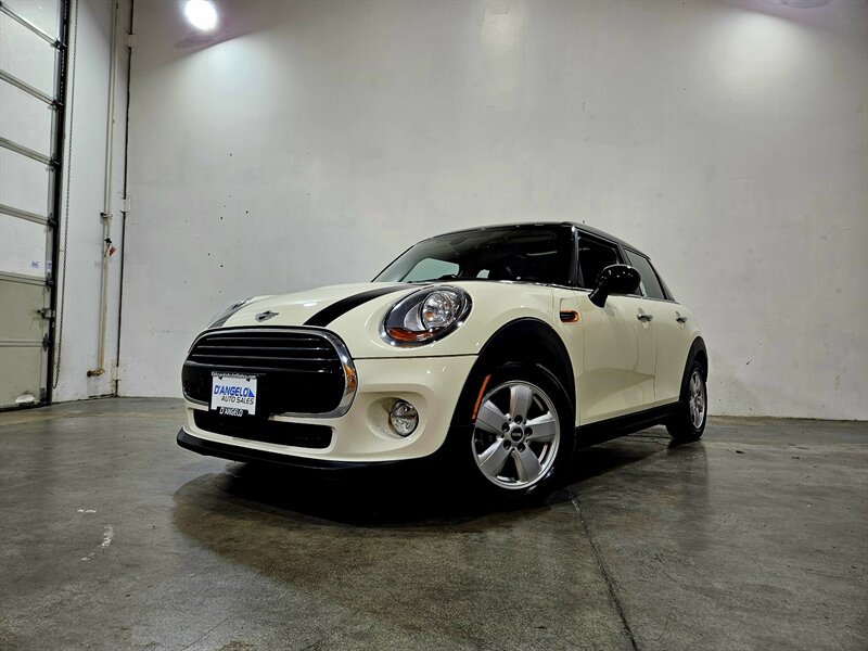 2016 MINI Hardtop 4 Door Cooper   - Photo 42 - Hillsboro, OR 97124
