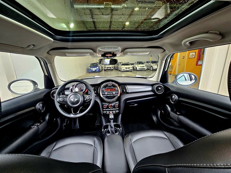 2016 MINI Hardtop 4 Door Cooper   - Photo 25 - Hillsboro, OR 97124