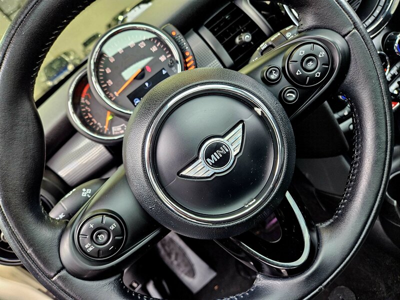 2016 MINI Hardtop 4 Door Cooper   - Photo 29 - Hillsboro, OR 97124