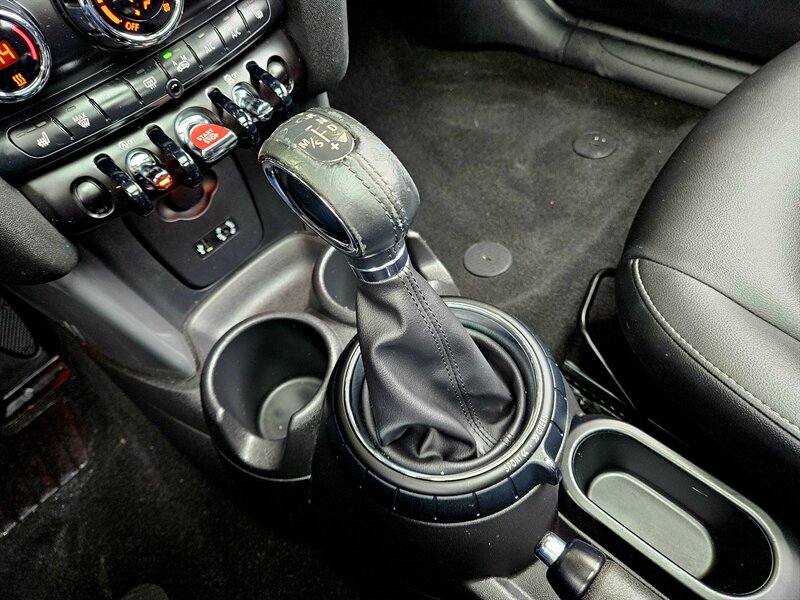 2016 MINI Hardtop 4 Door Cooper   - Photo 33 - Hillsboro, OR 97124