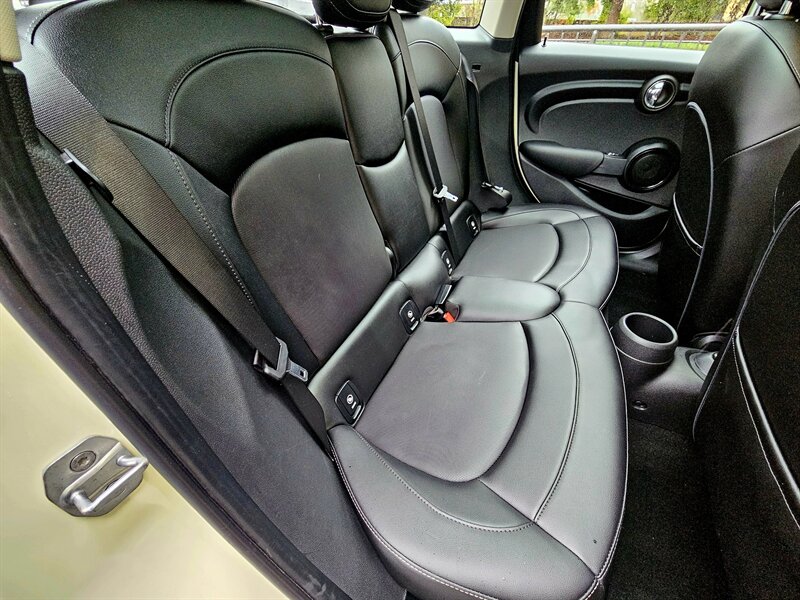 2016 MINI Hardtop 4 Door Cooper   - Photo 39 - Hillsboro, OR 97124