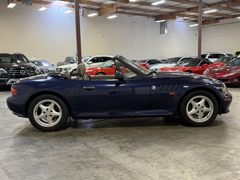 1996 BMW Z3 Convertible   - Photo 9 - Hillsboro, OR 97124