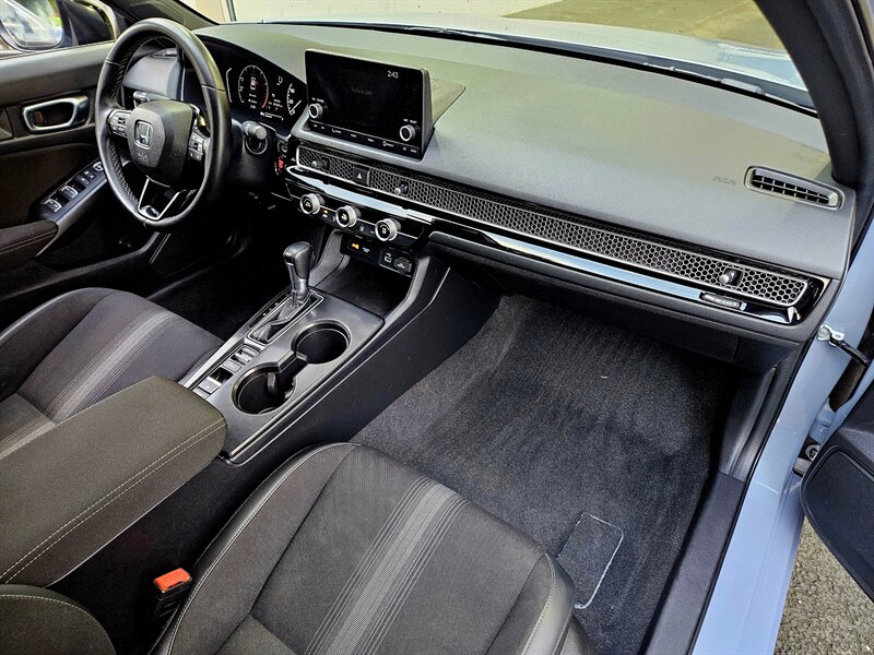 2022 Honda Civic Sport - Photo 2 - Hillsboro, OR 97124