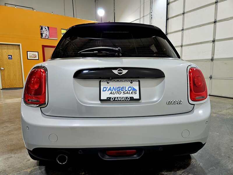 2018 MINI Hardtop 4 Door Cooper - Photo 6 - Hillsboro, OR 97124