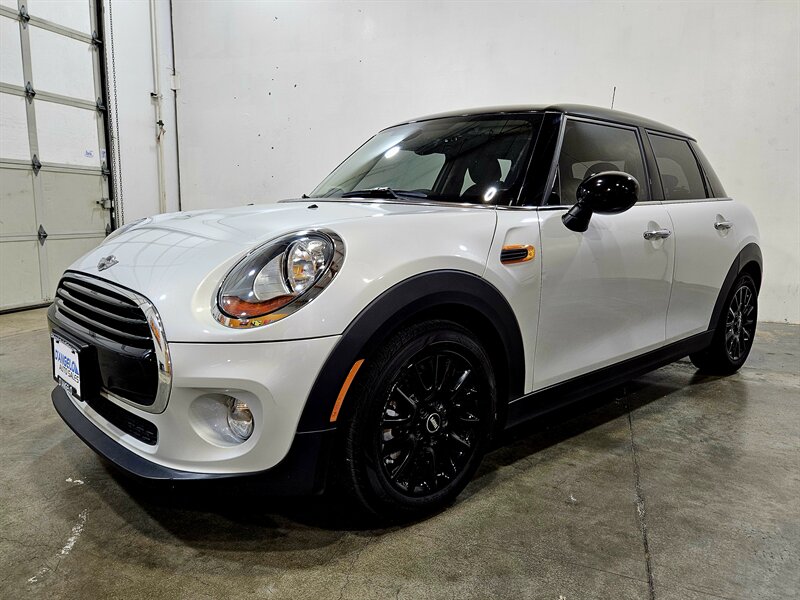 2018 MINI Hardtop 4 Door Cooper - Photo 9 - Hillsboro, OR 97124