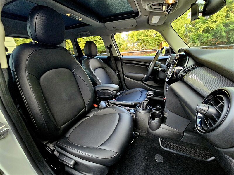 2018 MINI Hardtop 4 Door Cooper - Photo 14 - Hillsboro, OR 97124