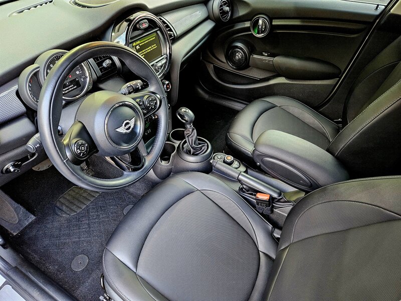 2018 MINI Hardtop 4 Door Cooper - Photo 18 - Hillsboro, OR 97124