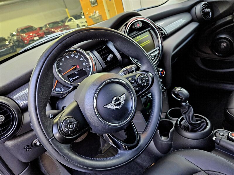 2018 MINI Hardtop 4 Door Cooper - Photo 19 - Hillsboro, OR 97124