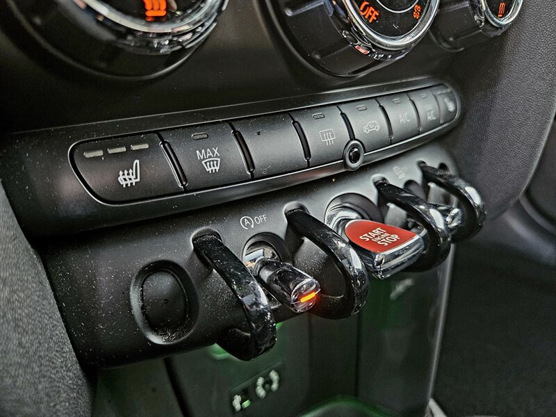 2018 MINI Hardtop 4 Door Cooper - Photo 26 - Hillsboro, OR 97124