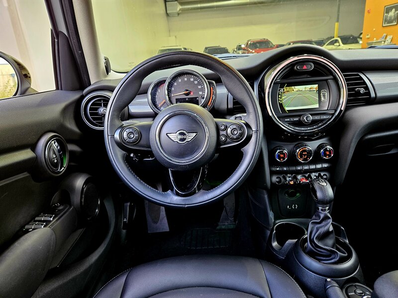 2018 MINI Hardtop 4 Door Cooper - Photo 16 - Hillsboro, OR 97124
