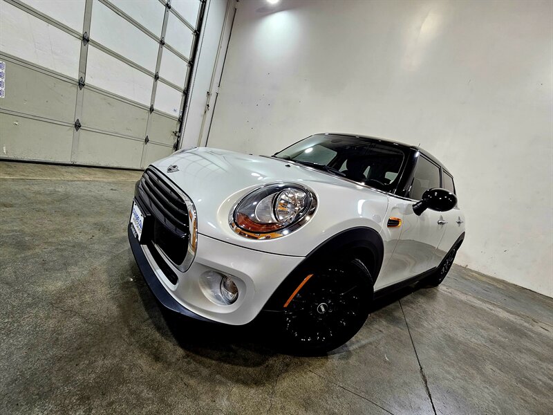 2018 MINI Hardtop 4 Door Cooper - Photo 38 - Hillsboro, OR 97124