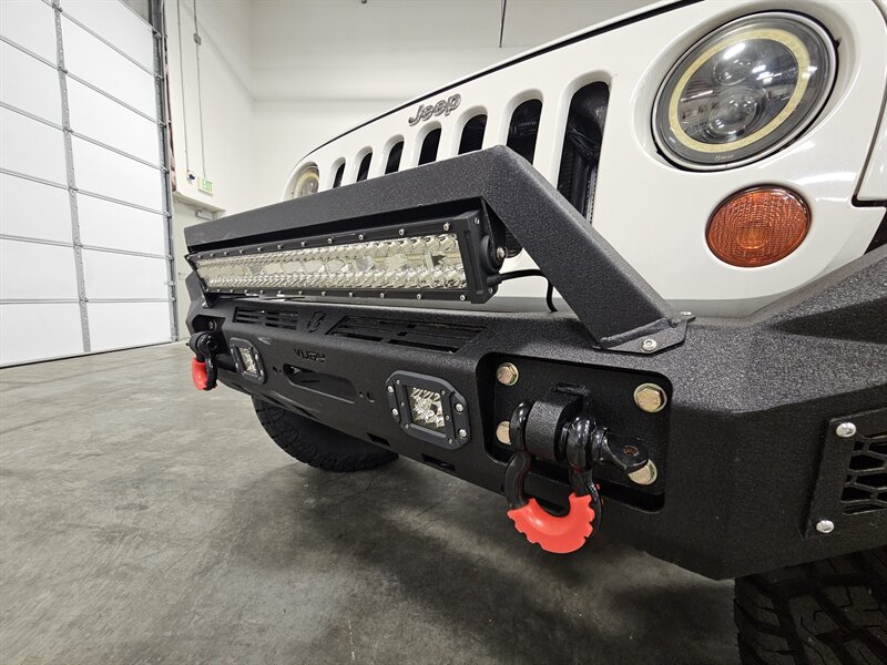 2009 Jeep Wrangler Unlimited   - Photo 12 - Hillsboro, OR 97124