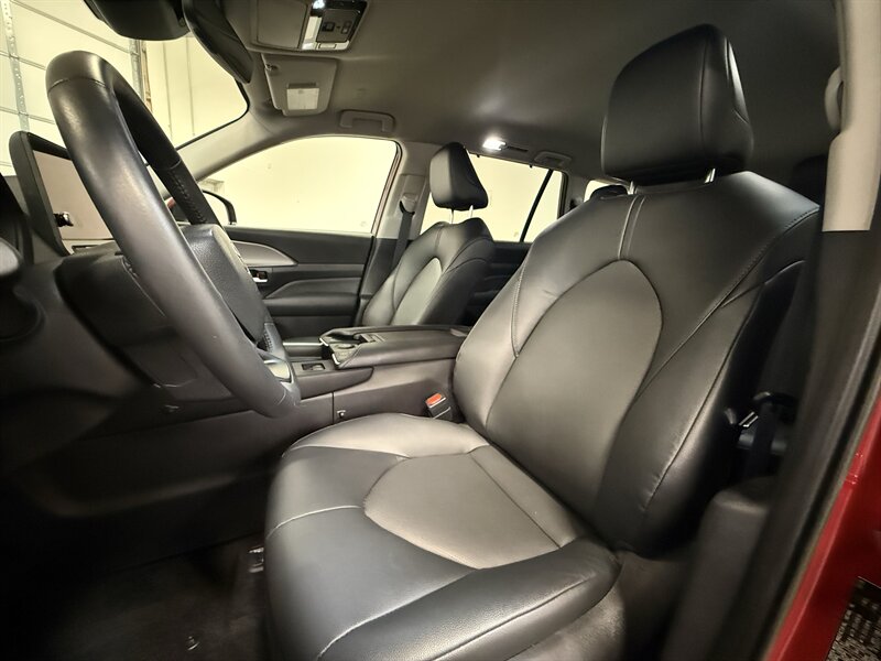 2026 Toyota Grand Highlander Hybrid XLE   - Photo 28 - Hillsboro, OR 97124