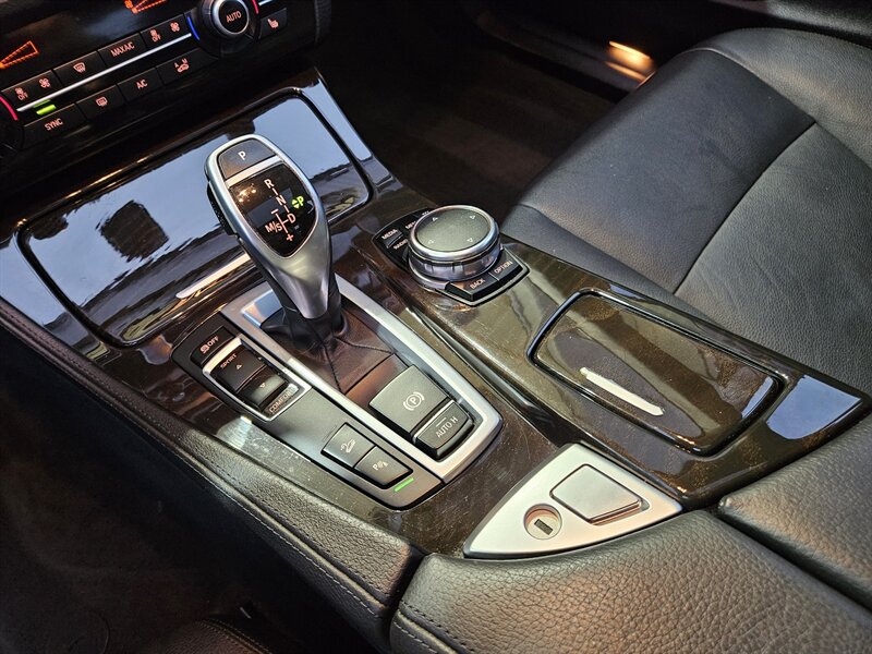 2016 BMW 528i xDrive   - Photo 32 - Hillsboro, OR 97124