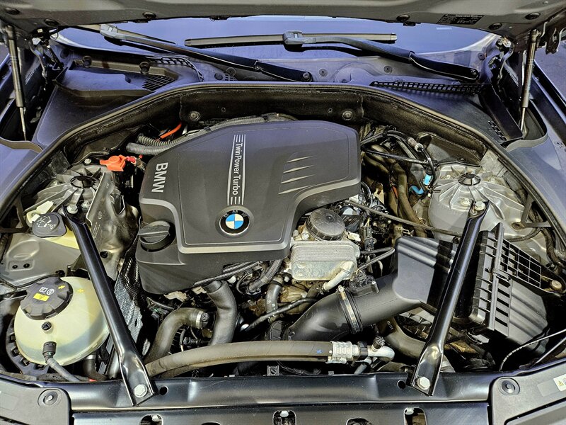 2016 BMW 528i xDrive   - Photo 45 - Hillsboro, OR 97124