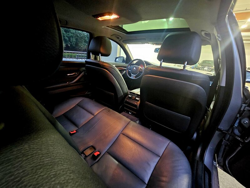 2016 BMW 528i xDrive   - Photo 43 - Hillsboro, OR 97124