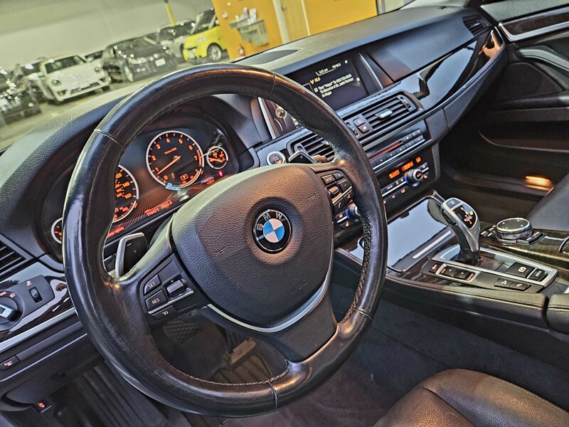 2016 BMW 528i xDrive   - Photo 24 - Hillsboro, OR 97124