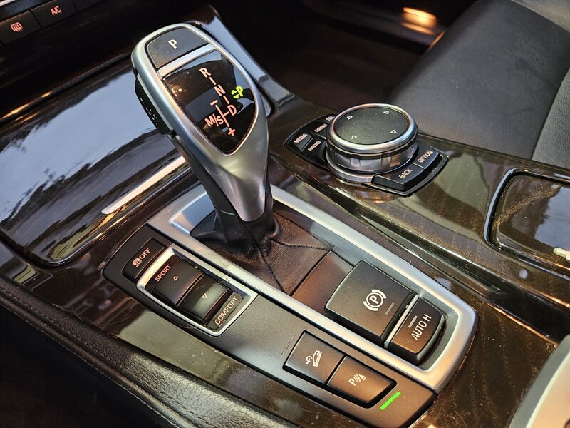 2016 BMW 528i xDrive   - Photo 33 - Hillsboro, OR 97124